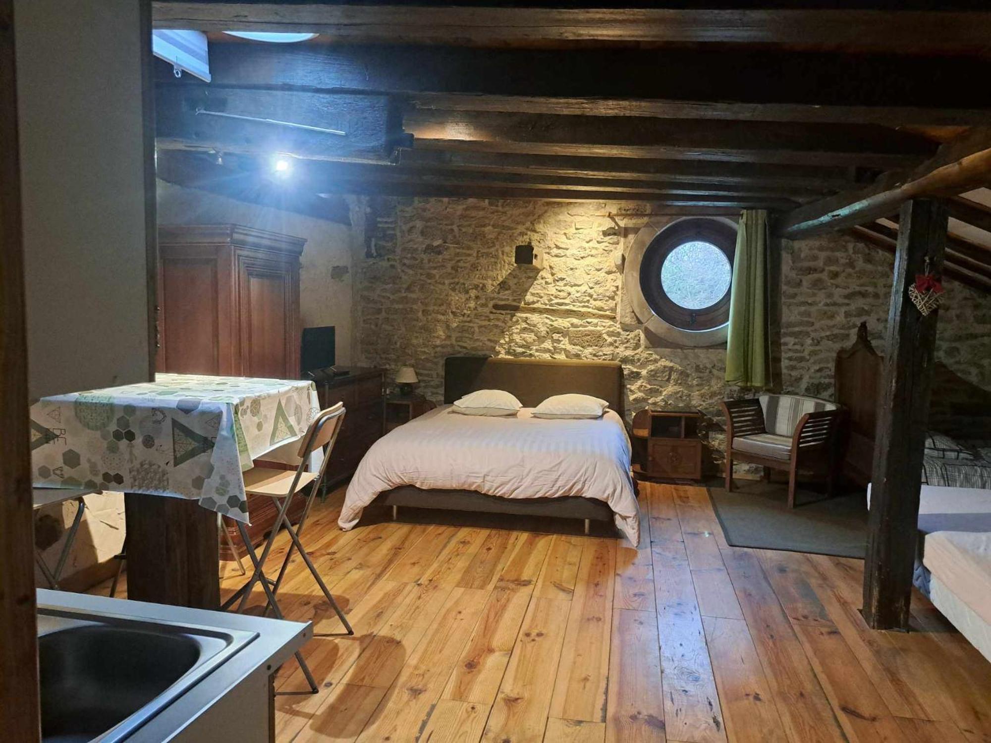 Chambres D'Hotes Les Hirondelles Gaubiving Exterior photo